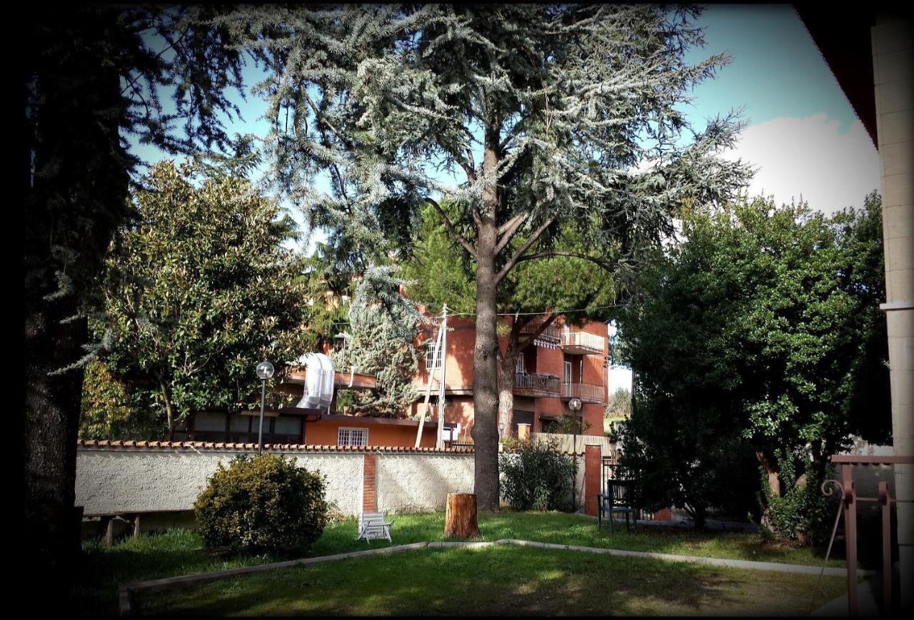 La Casa Degli Oleandri Pensión *